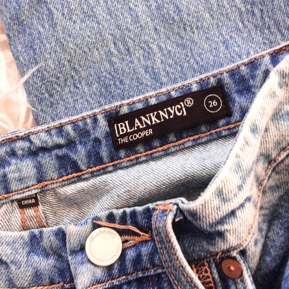 [BLANKNYC] The Cooper Long Slim Straight Jeans - Picture 7 of 8